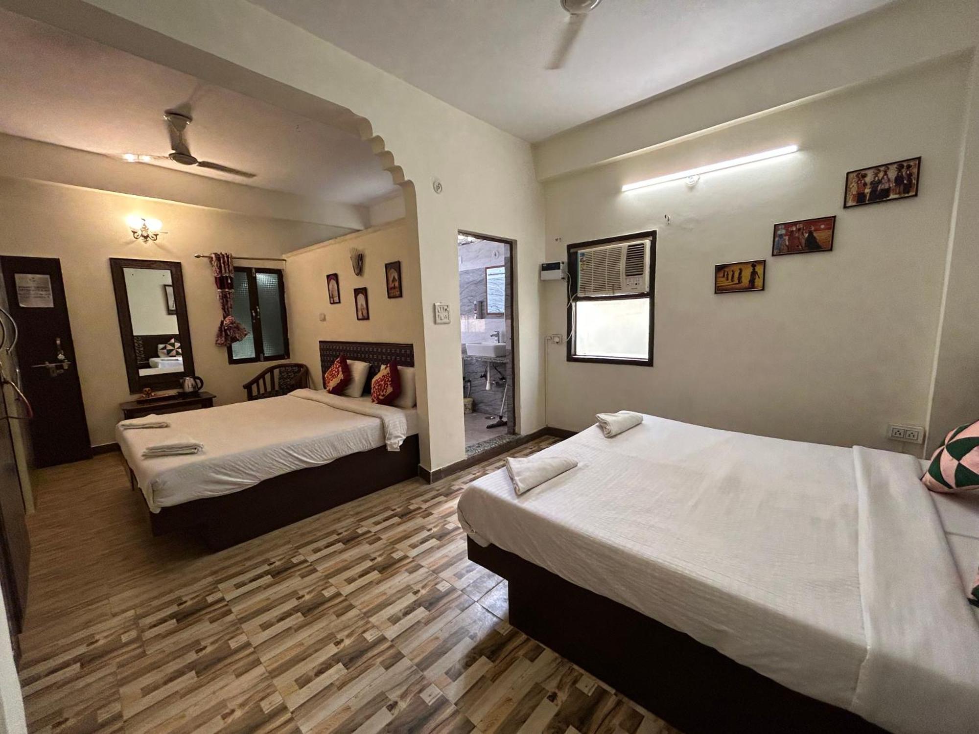 Max Guest house Agra (Uttar Pradesh)